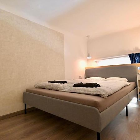 Cute Gallery Flat In Kiraly Street Budapest Esterno foto